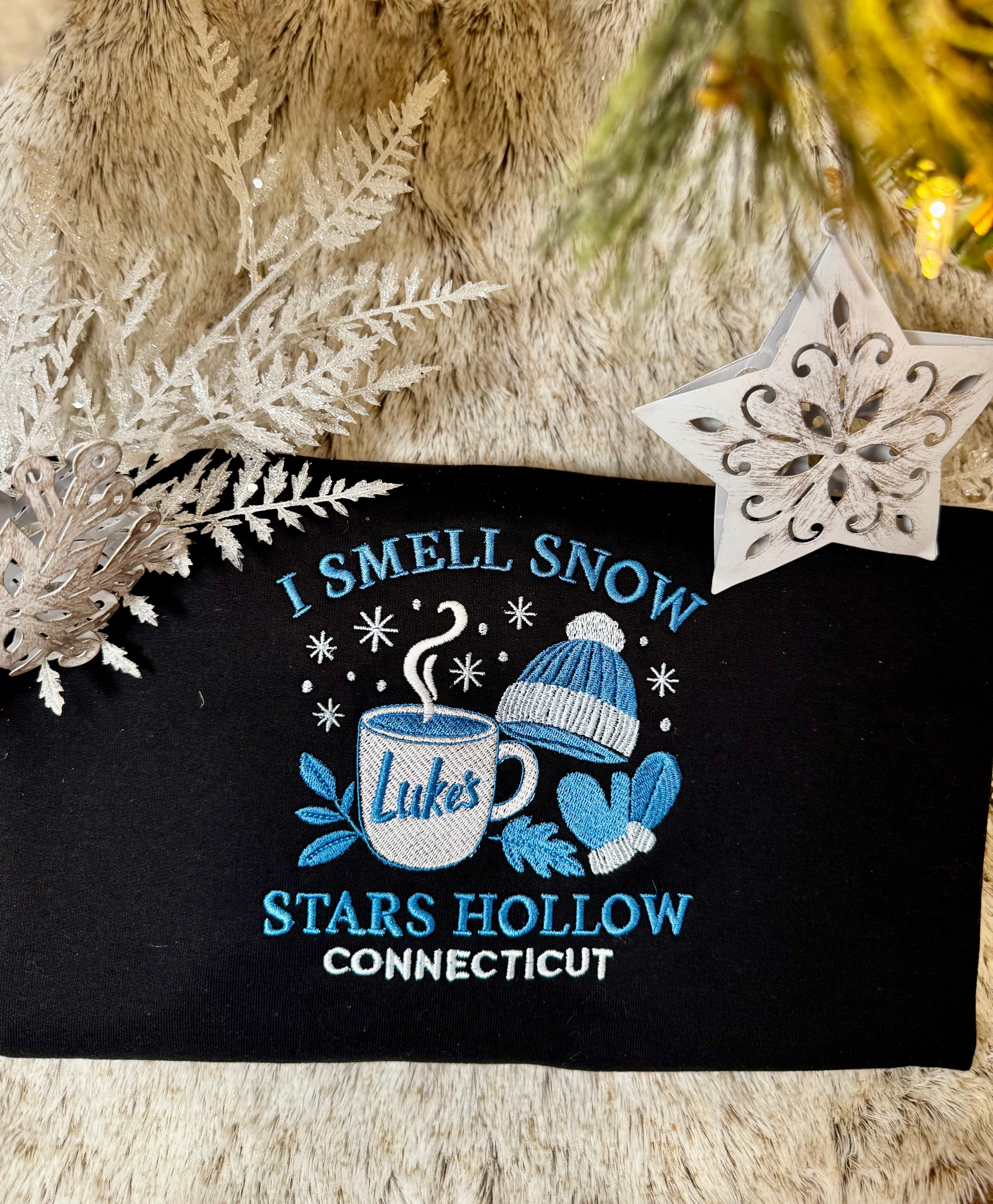 I smell snow crewneck sweatshirt