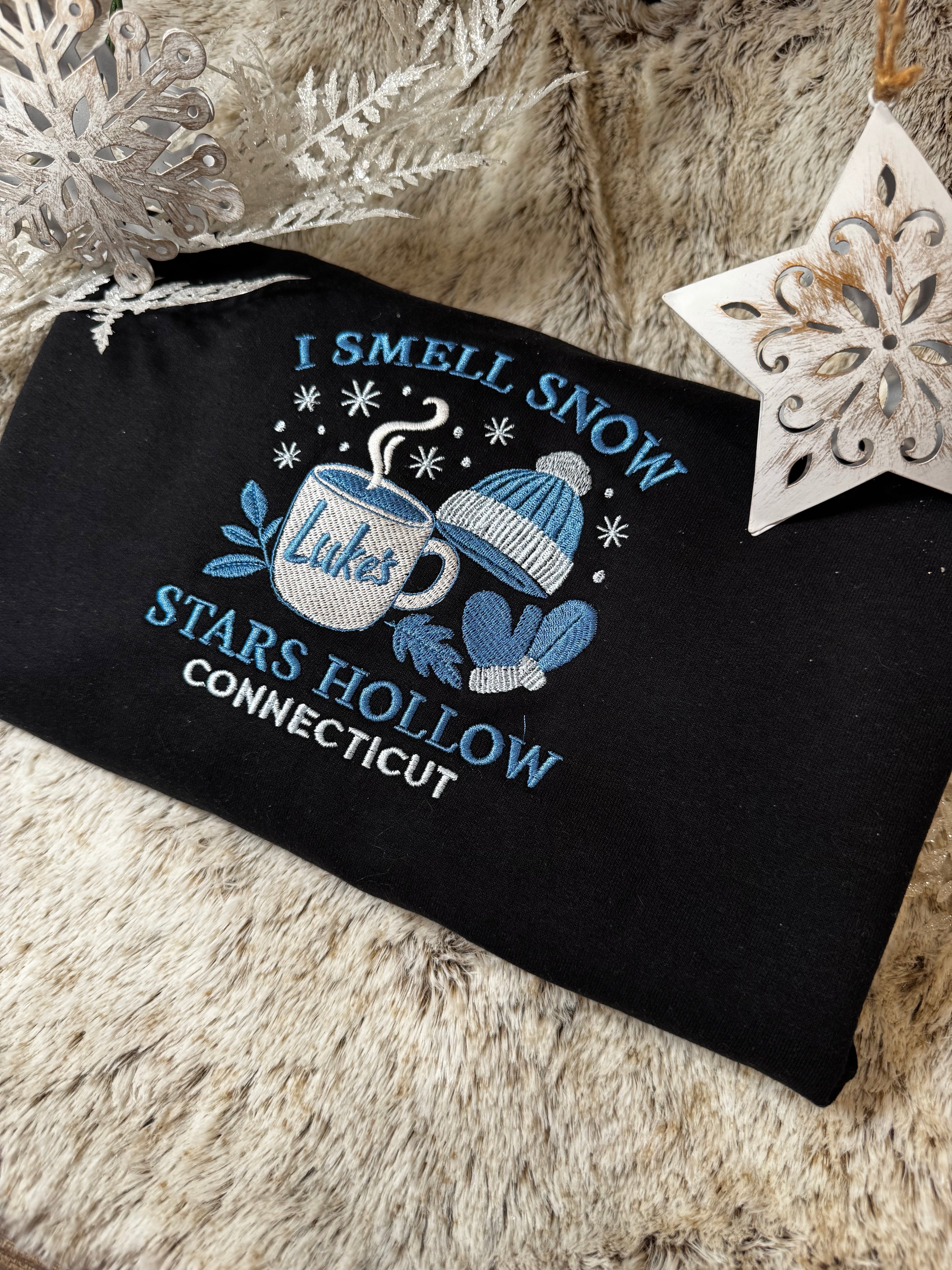 I smell snow crewneck sweatshirt